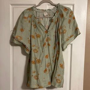 Women’s short sleeve blouse